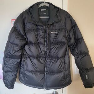 Marmot Guides Down Hooded Jacket in Black -Large